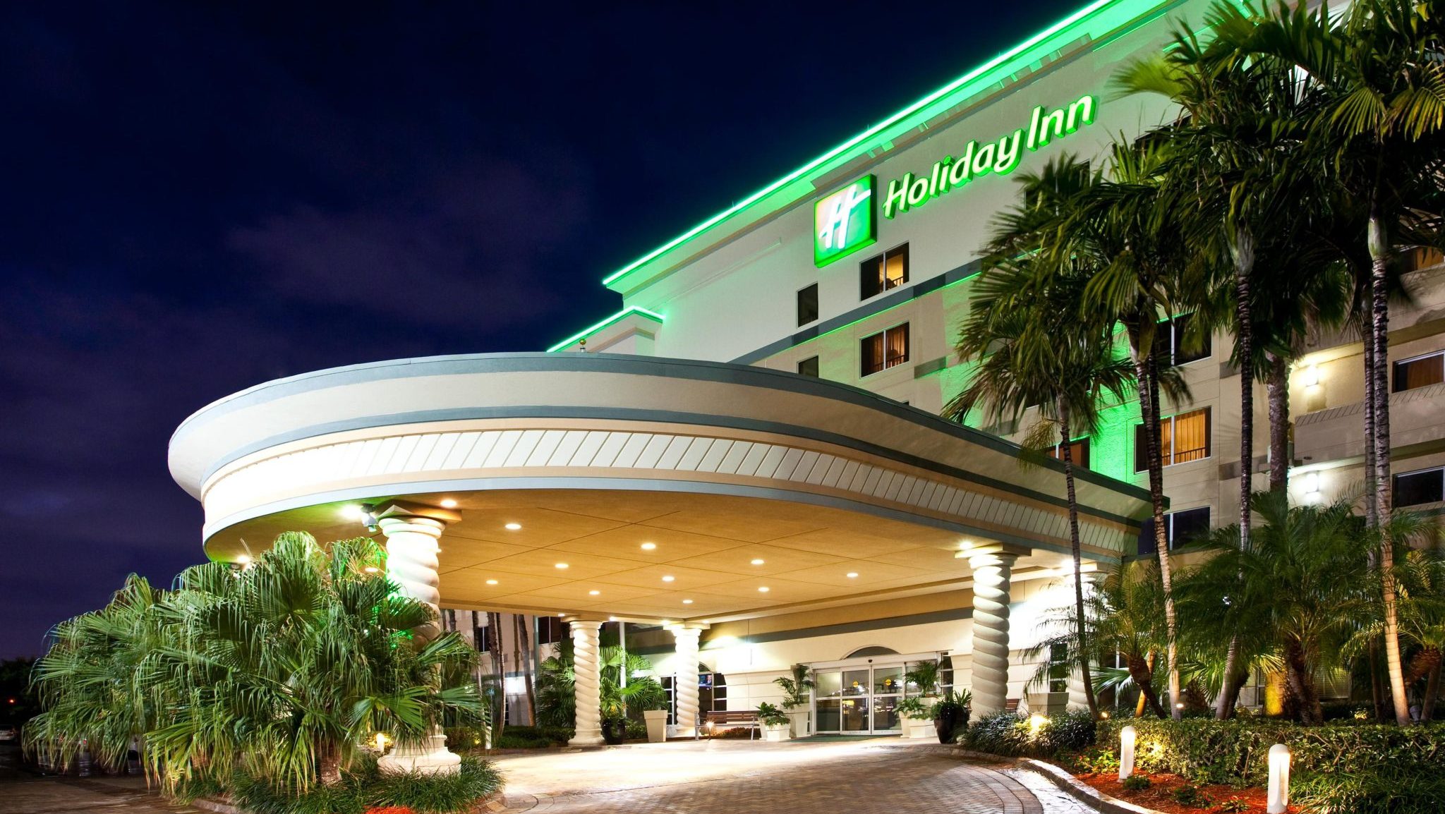 Save 10% on Holiday Inn Stays with New Chase Offer - Danny the Deal Guru
